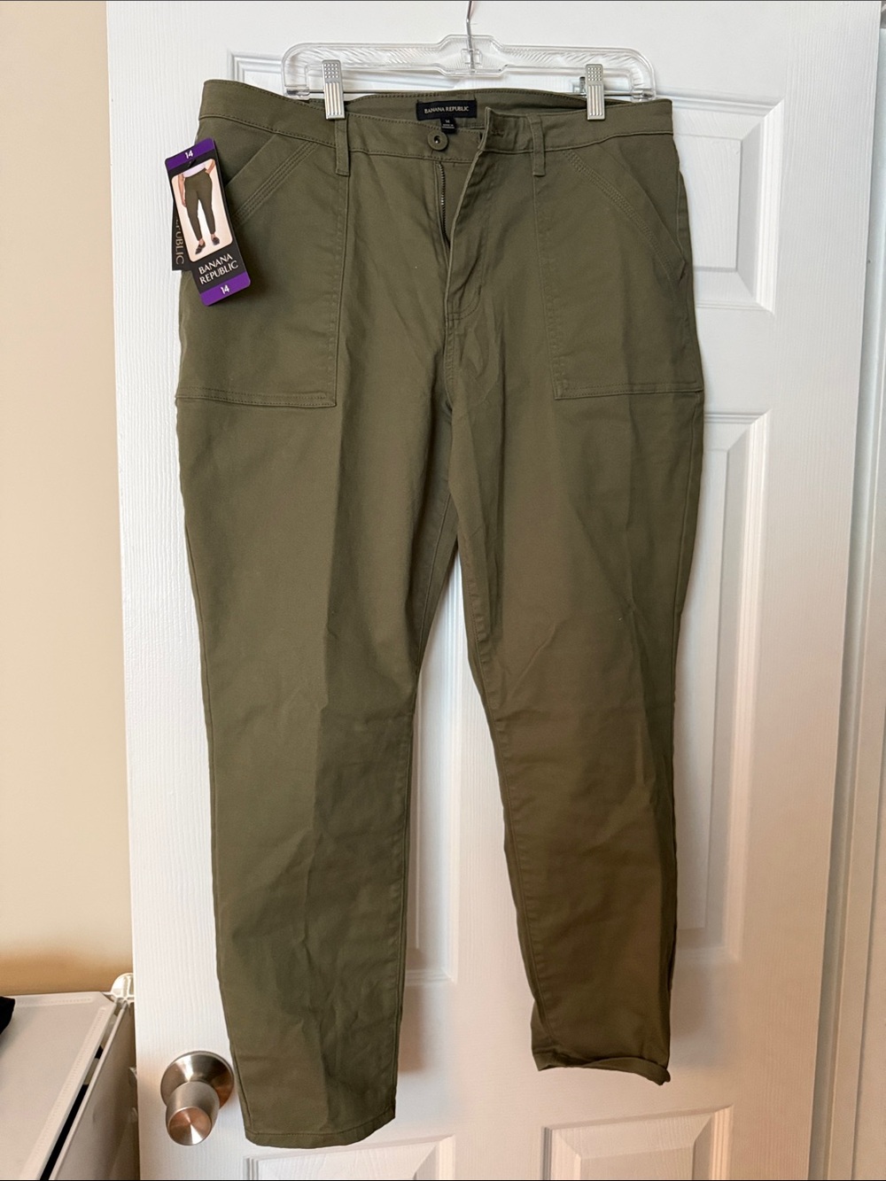 Banana Republic women’s Olive Utility Chinos